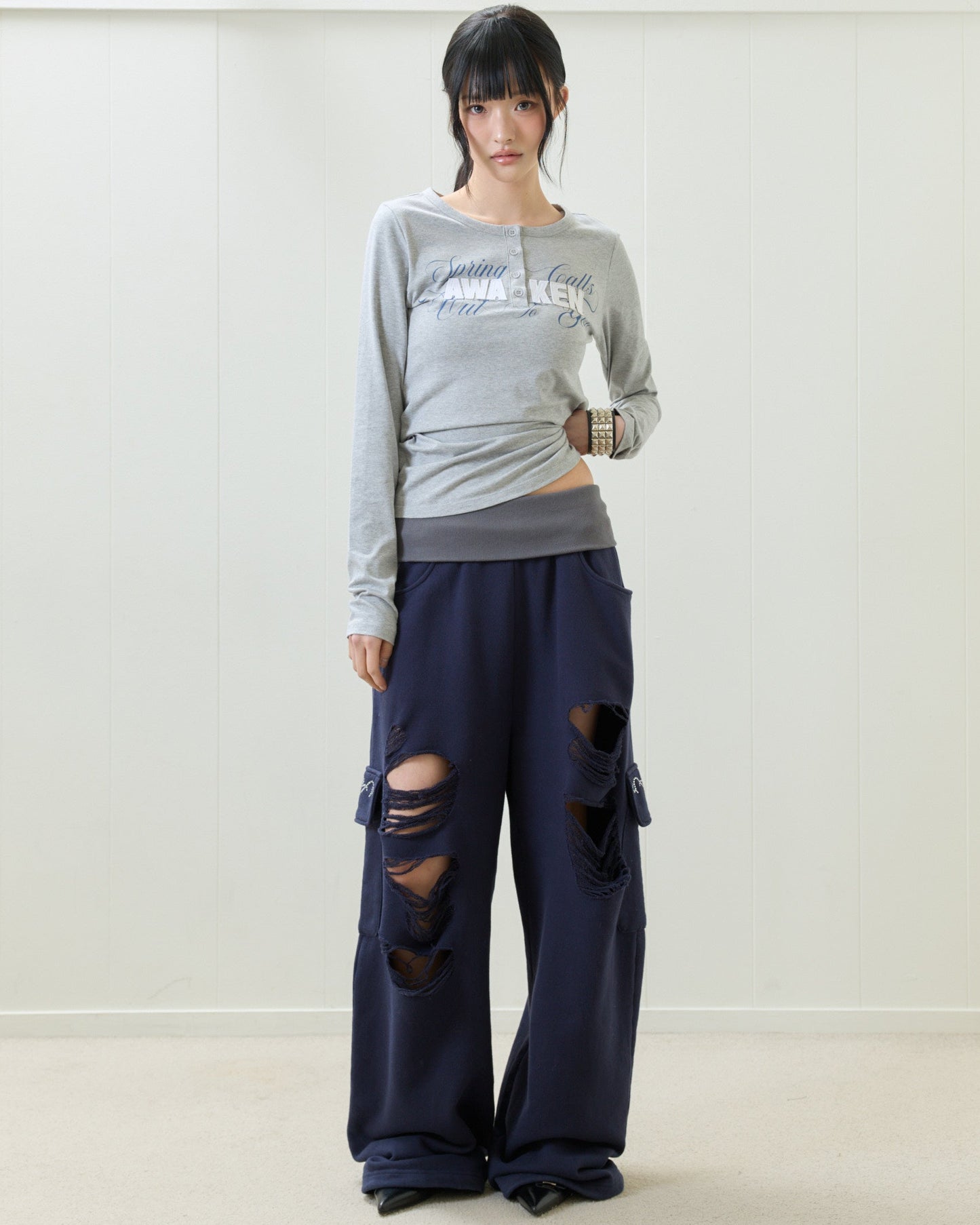 （韓国発送）EL HENLEY NECK SLEEVE TEE (GRAY)