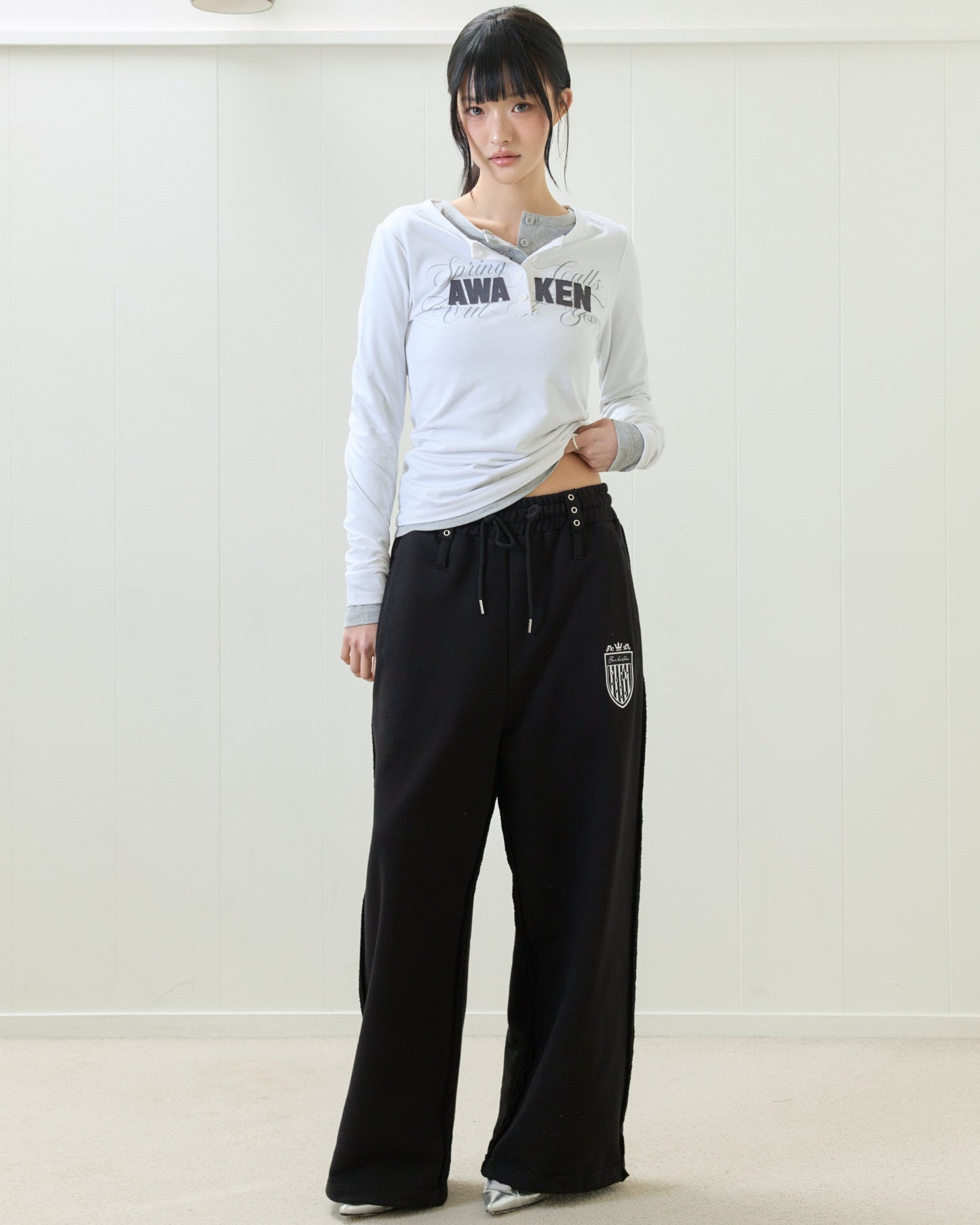 （韓国発送）EL STAR EMBLEM TRAINING PANTS (BLACK)