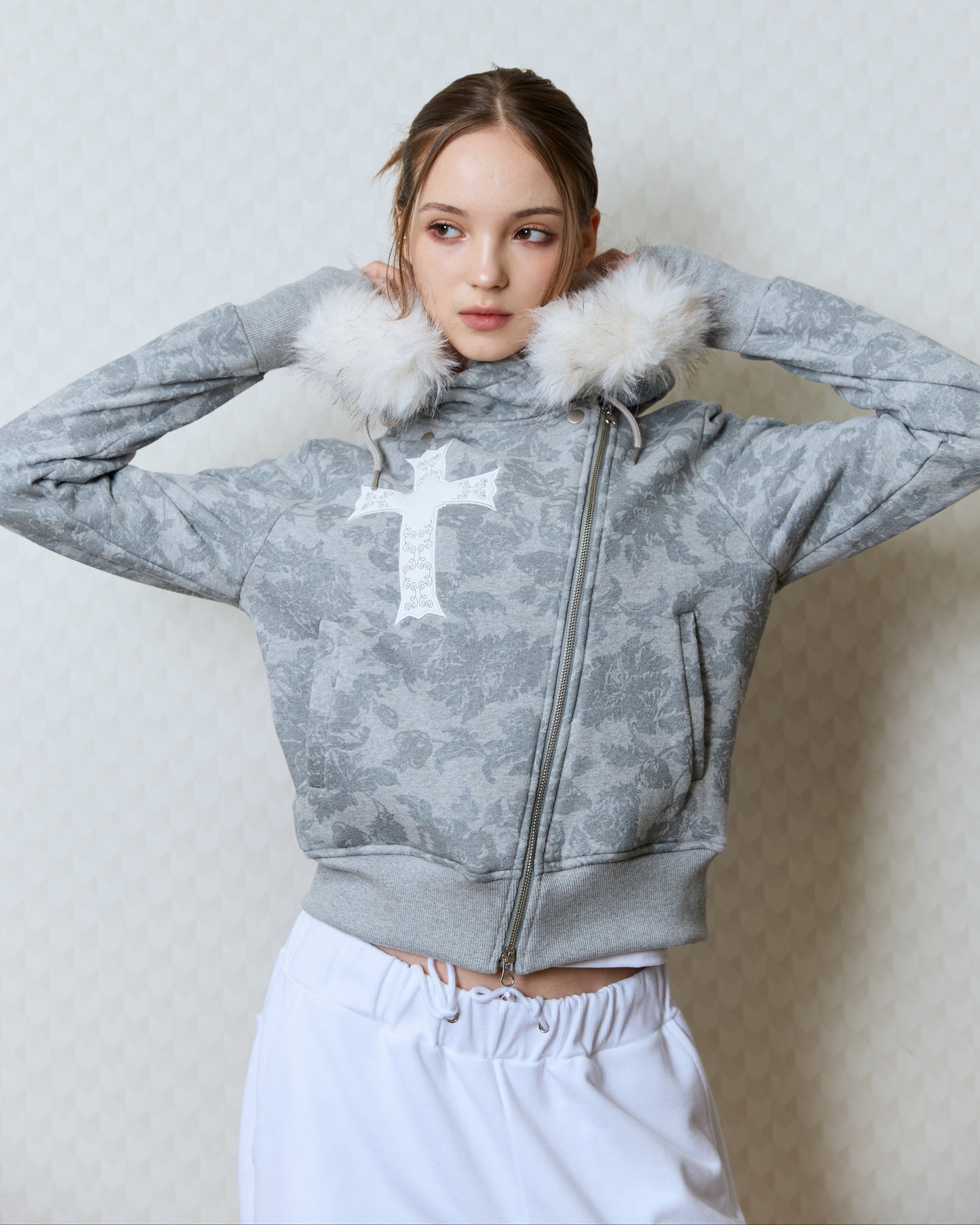 （韓国発送）GT FUR UNBALANCE HOOD ZIP UP (GRAY)