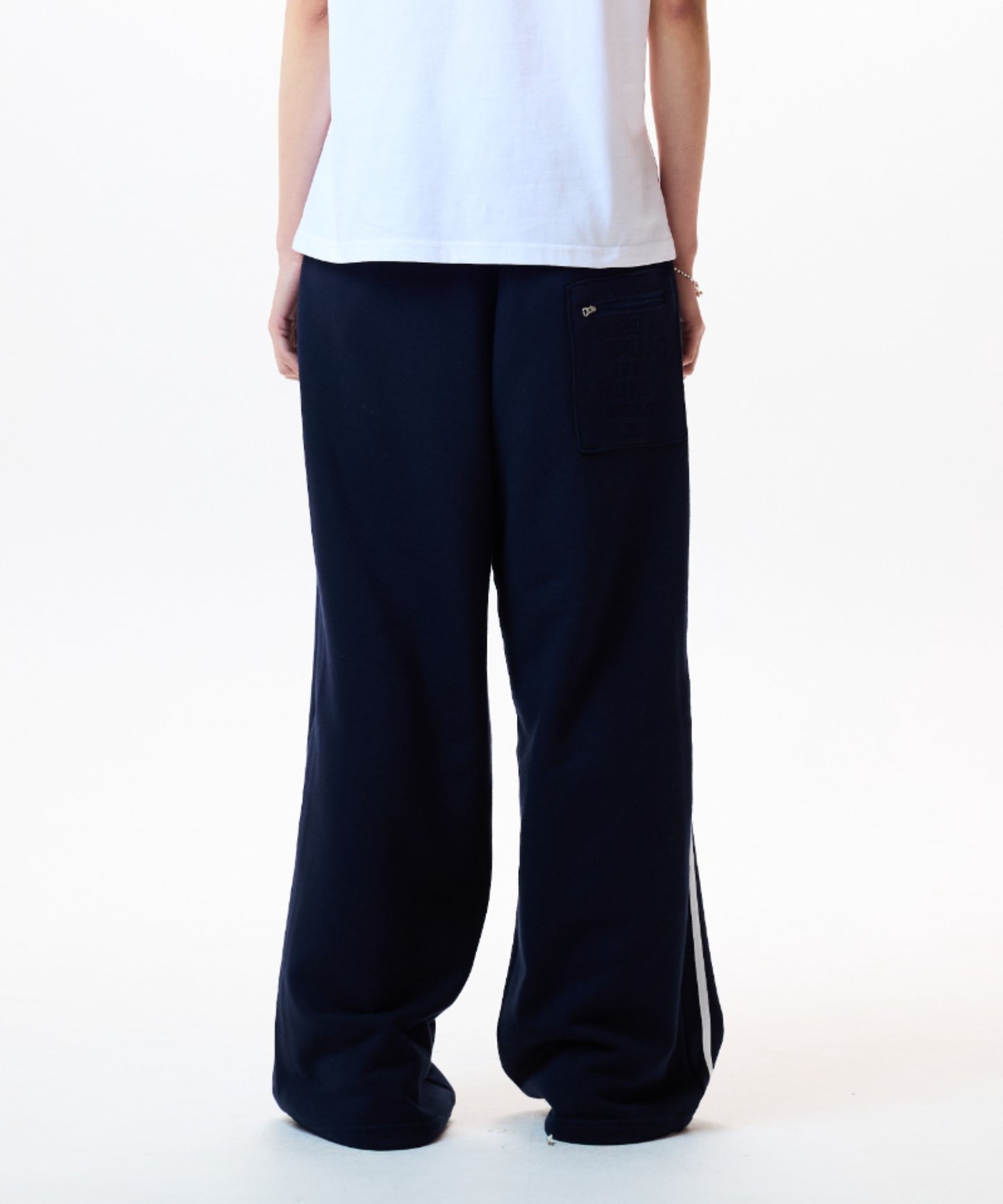 （韓国発送）IM POCKET TRANING PANTS (NAVY)