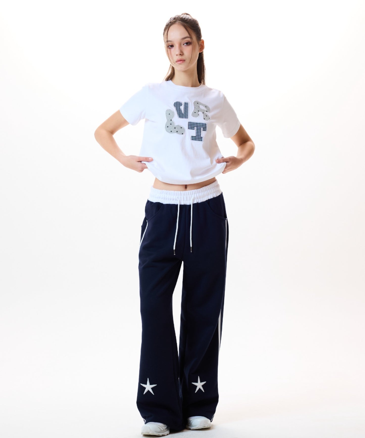 （韓国発送）LVTR PATCH TEE (WHITE)