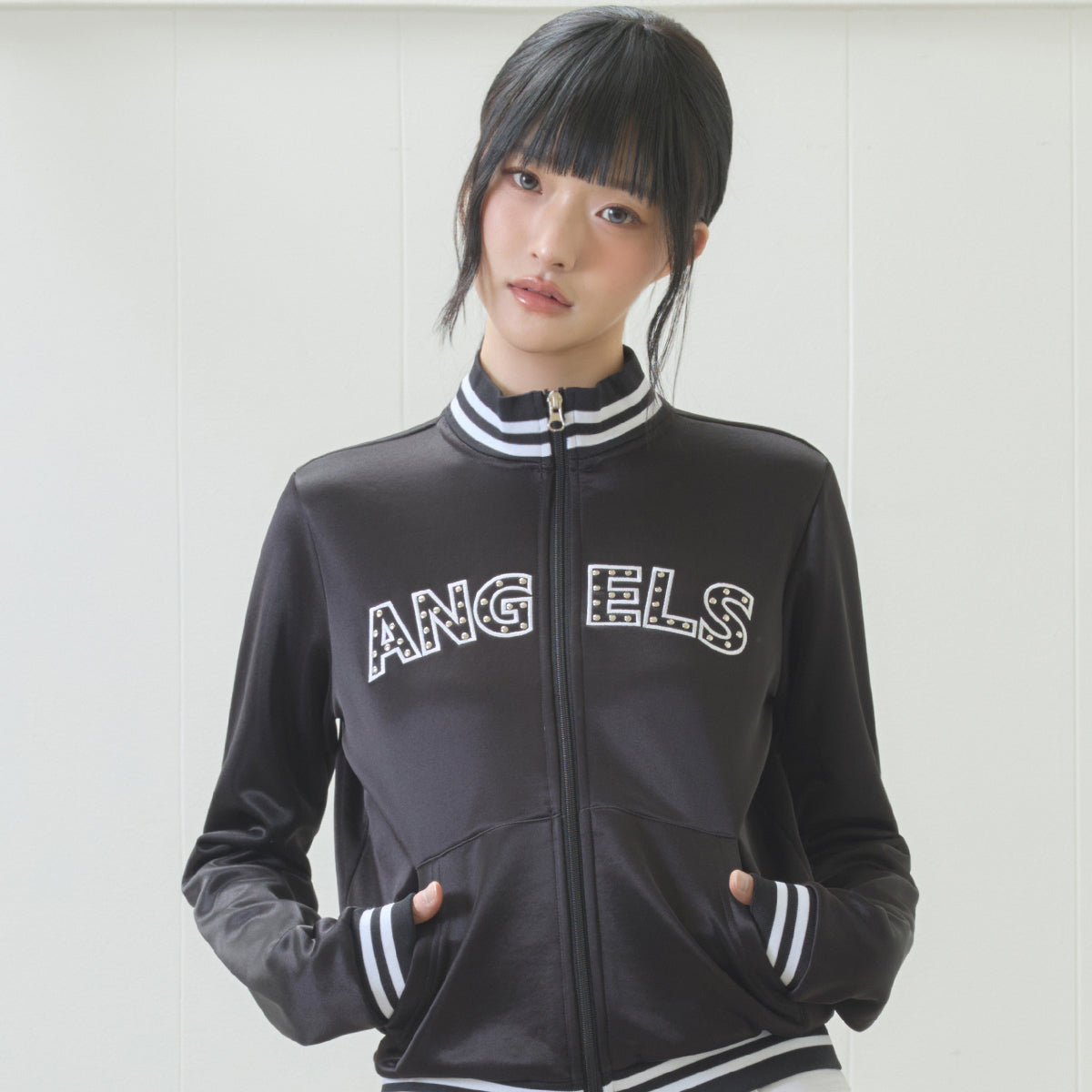 （韓国発送）EL ANGELS TRAINING ZIP UP (BLACK)