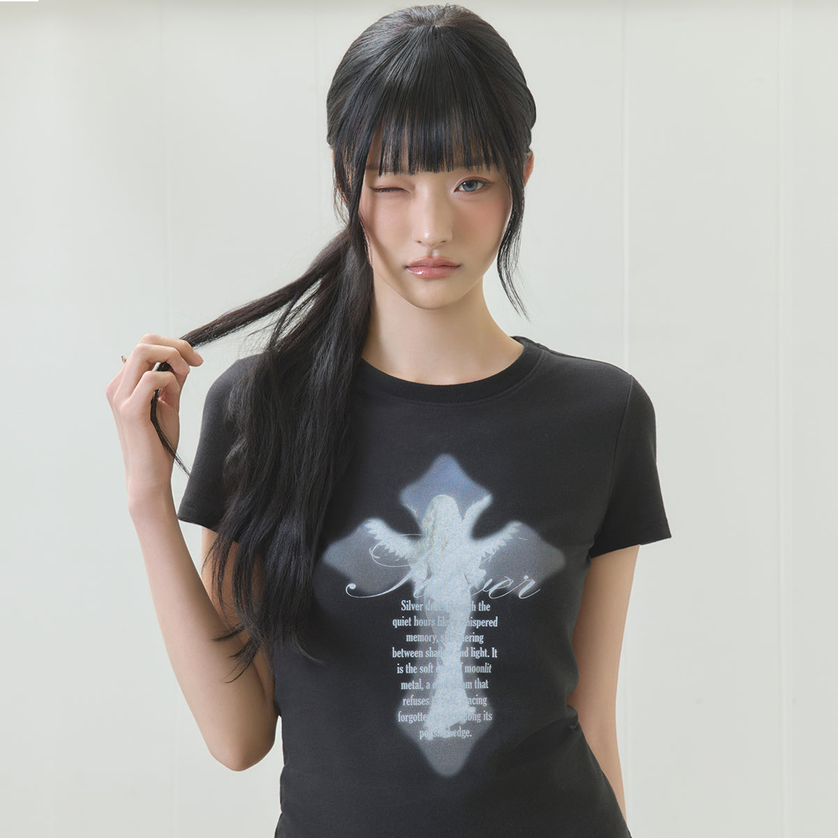 （韓国発送）EL CROSS FAIRY GRAPHIC TEE (BLACK)