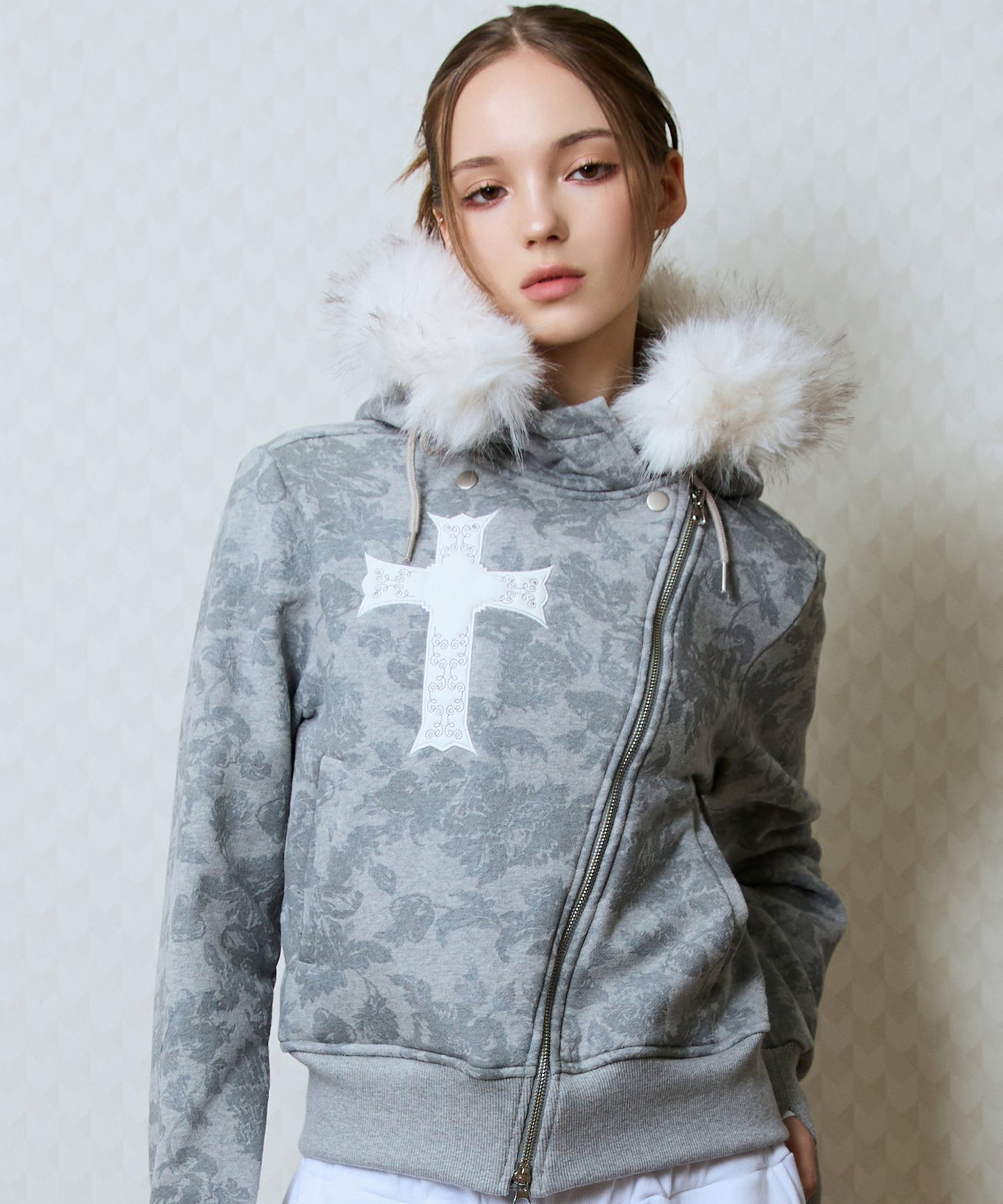（韓国発送）GT FUR UNBALANCE HOOD ZIP UP (GRAY)
