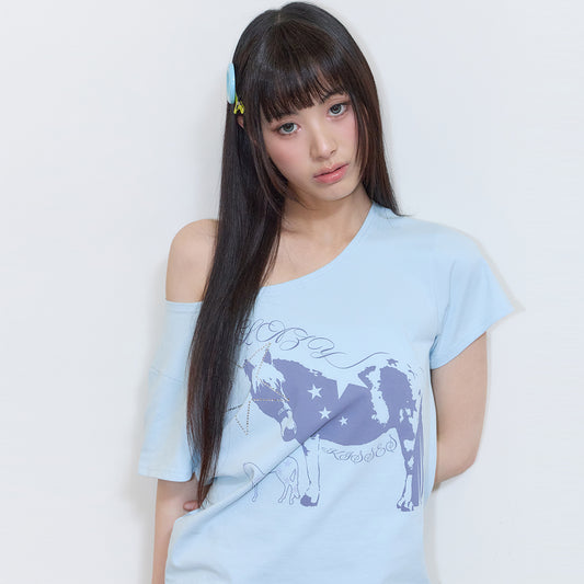 （韓国発送）SY ONE-SHOULDER HORSE TEE (BLUE)